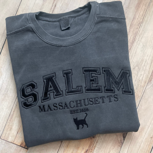 SALEM Massachusetts sweatshirt